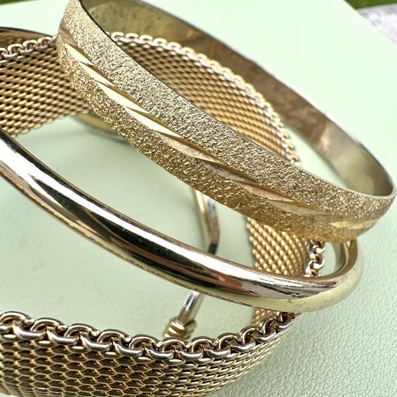 Vintage Gold Silver Two Tone Bracelet Chunky Stack Mesh Sculptural Wavy Bangle - Picture 3 of 4